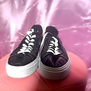 Schutz Black Kristen Leather Faux Fur Lining Sneakers
